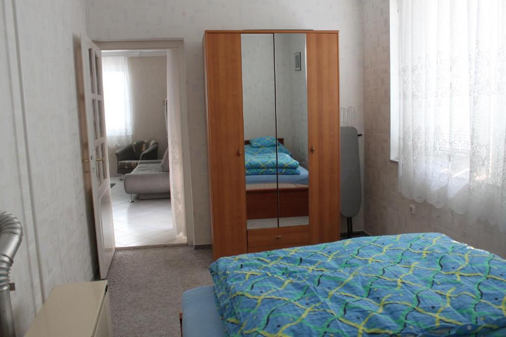 Orwa Apartmanok - Fenyofa Koez Zalakaros Værelse billede